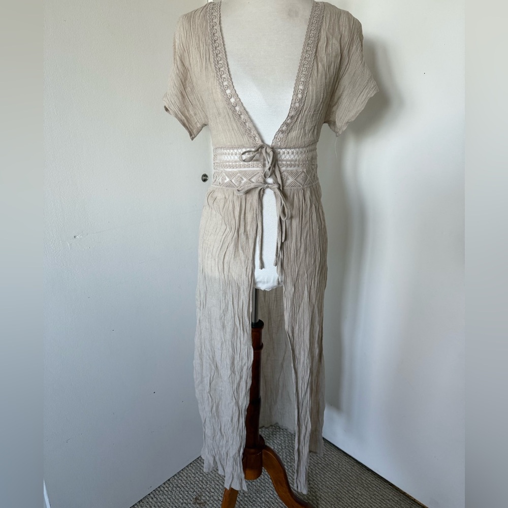 Rebellion Elegant Cream Duster